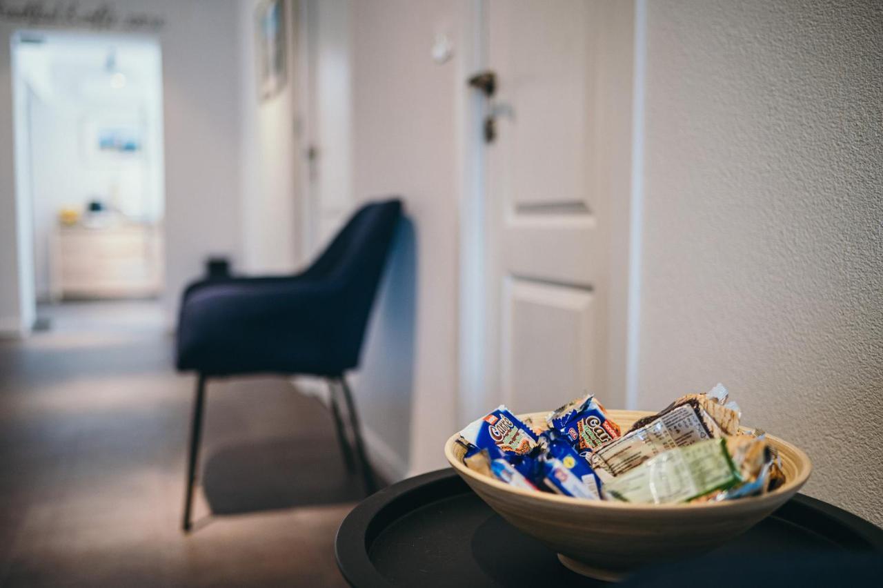 Nest Guesthouse ドロベタ＝トゥルヌ・セヴェリン エクステリア 写真